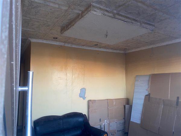 2 Bedroom Property for Sale in Kuyasa Northern Cape
